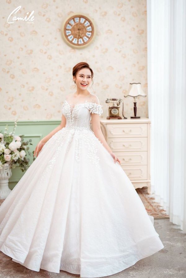 Thương hiệu váy cưới nổi tiếng trên toàn cầu Mang ước mơ thành hiện thực  trong ngày trọng đại