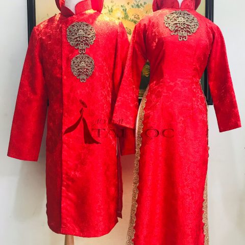 Áo Dài Cặp Nam Nữ Đỏ Ren 2 Bên Tà (KH G5 )