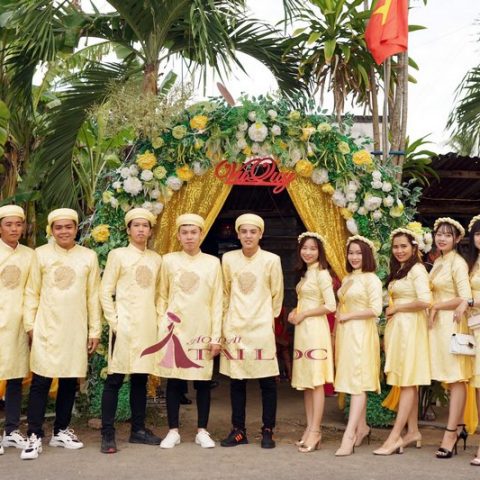 Áo Dài Bưng Quả Nam Vàng Gấm 2 BQN-VG2