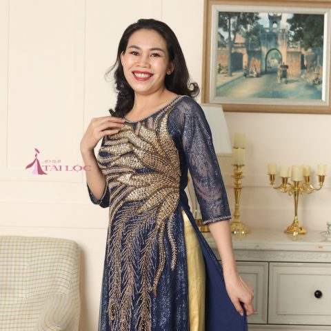 Áo dài cho mẹ xanh đen vải ren 4 tà (Ms