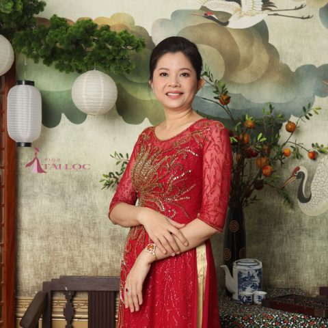 Áo dài ngồi sui vải ren 6 tà ( Ms