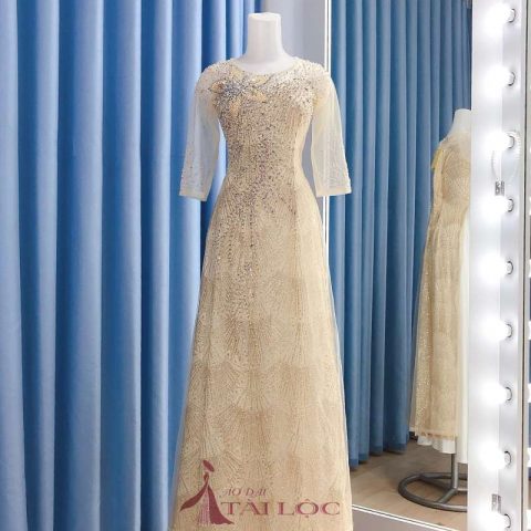 Áo dài bà sui kem kim sa kết cườm