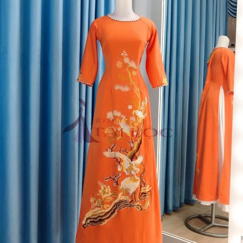 Áo Dài Bà Sui Màu Cam Vải Lụa Thêu Hoa Hạc(BSC-L5)