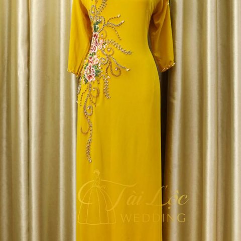 Áo Dài Bà Sui Màu Vàng 4 Tà