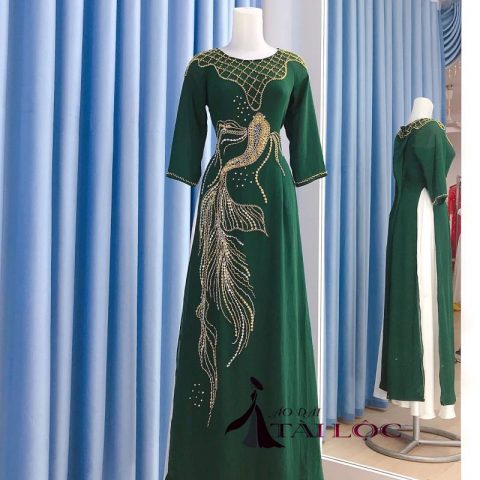 Áo dài bà sui xanh rêu kết cá chép