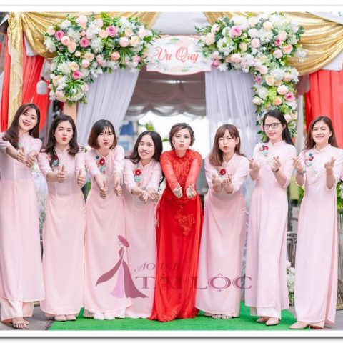 Áo Dài Bưng Quả Hồng 2 Hoa Xanh BQ-2HX