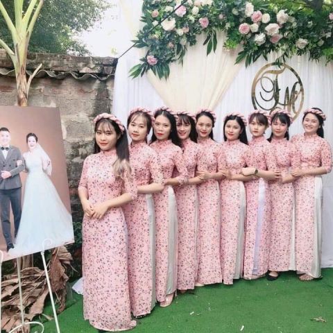 Áo Dài Bưng Quả Màu Hồng Hoa Nhí