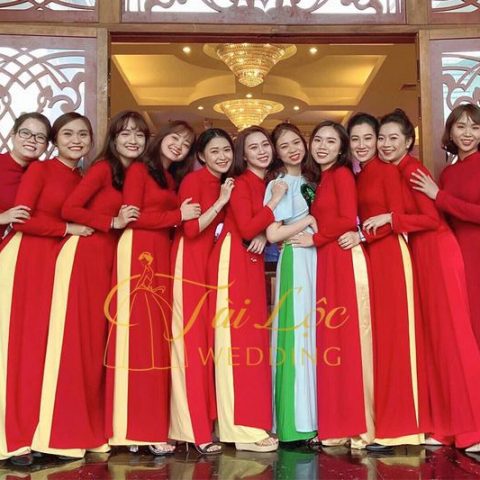 Áo Dài Bưng Quả Màu Đỏ Trơn