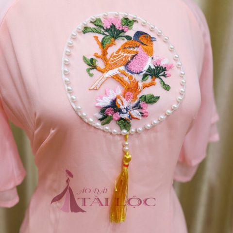 Áo dài bưng quả màu hồng ks Chim Sẻ(BQH-MS10)