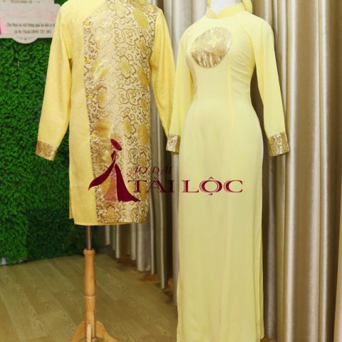Áo Dài Bưng Quả Vàng Nam Nữ Truyền Thống Vải Nhung (MS10)
