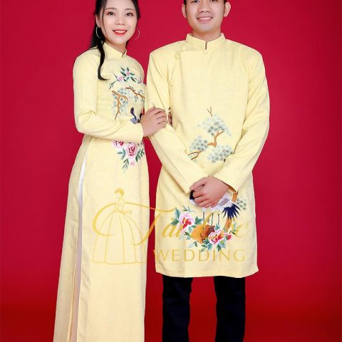 Áo Dài Cưới Cặp Màu Vàng Nhạt Gâm Thêu Vườn Thượng Uyển