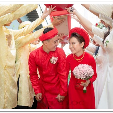 Áo Dài Cưới Chú Rể Đỏ Gấm Dày Trơn CRD-G27