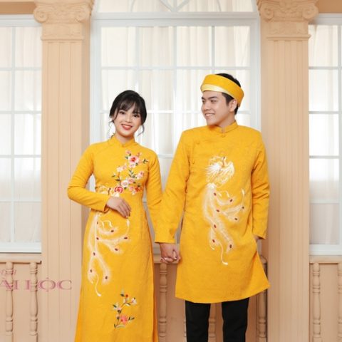 Áo dài cặp màu vàng ( KH )