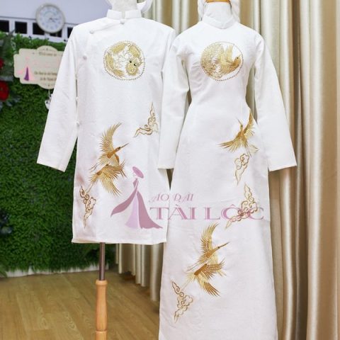 Áo dài cặp cô dâu chú rể màu trắng họa tiết hạc vàng (MSP- G6)