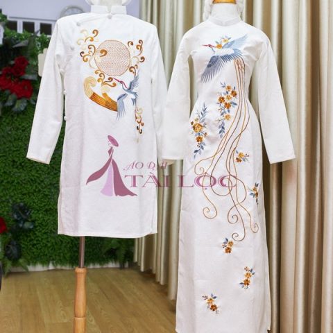 Áo dài cưới cô dâu chú rể màu trắng thêu (MSP- G2)