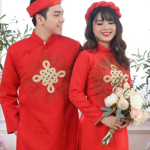 Áo dài màu đỏ nam nữ (MS )